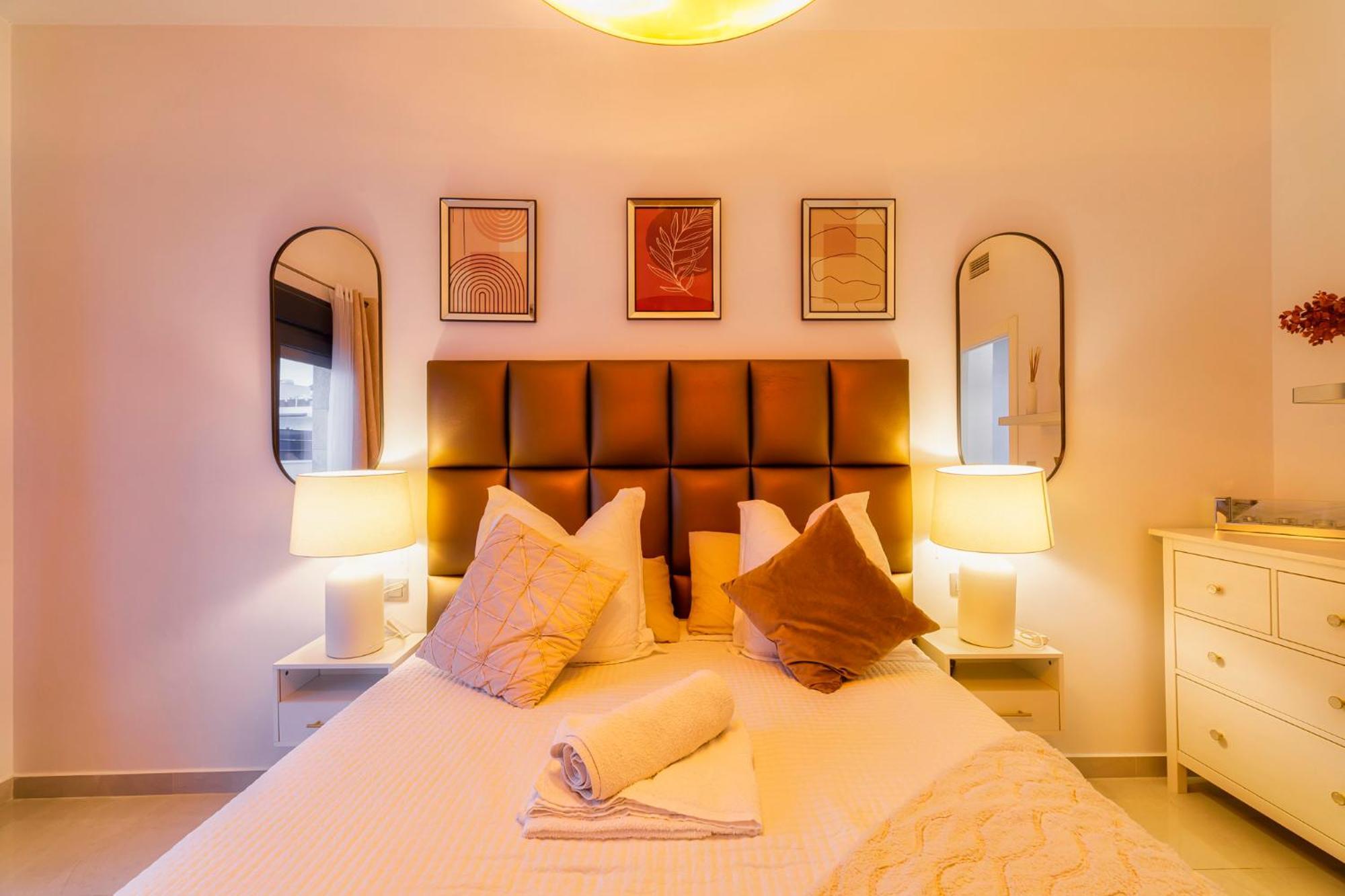 Villa White Diamond - Piscine - Plage 10 Minutes Daya Vieja Luaran gambar