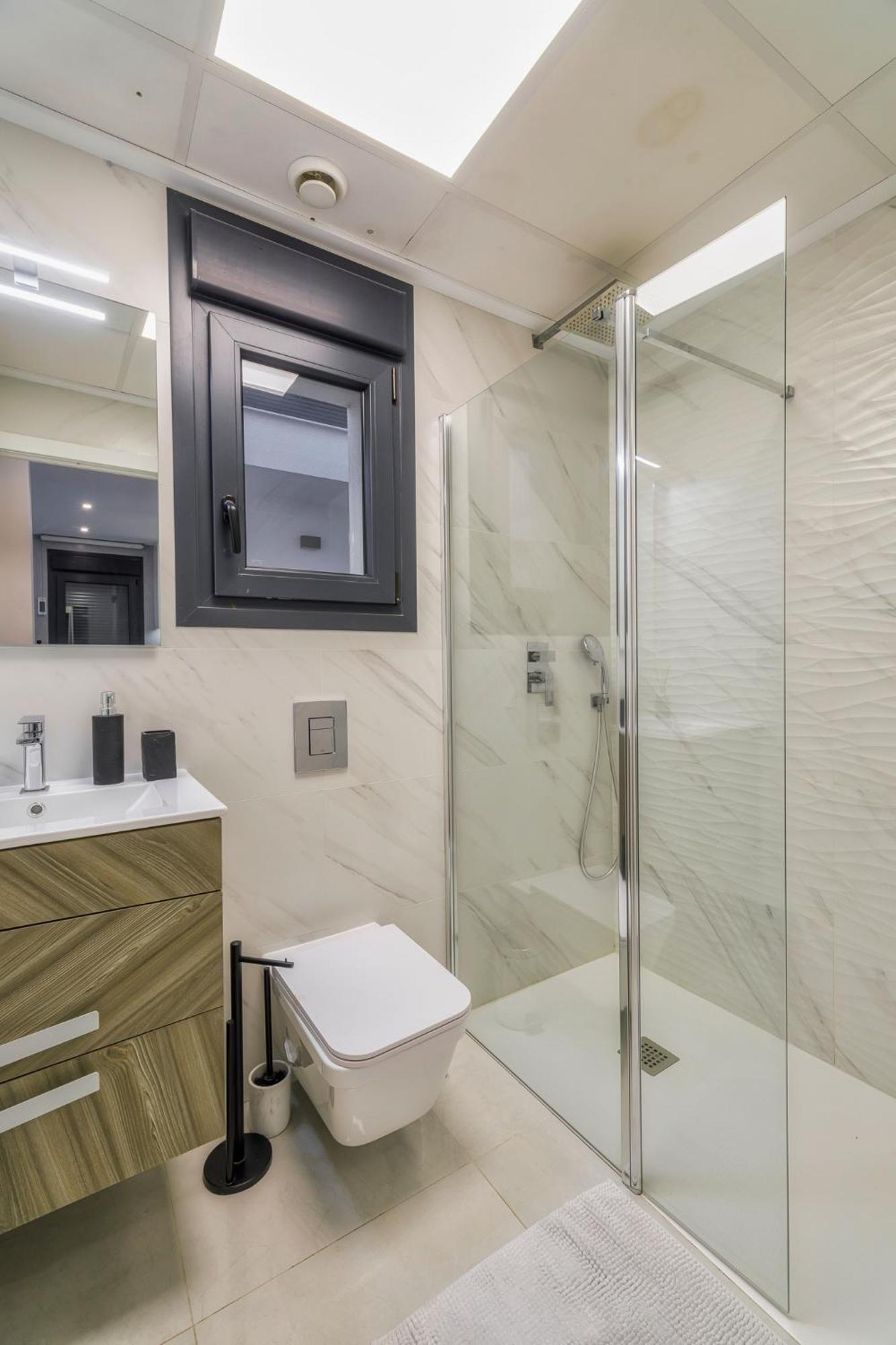 Villa White Diamond - Piscine - Plage 10 Minutes Daya Vieja Luaran gambar
