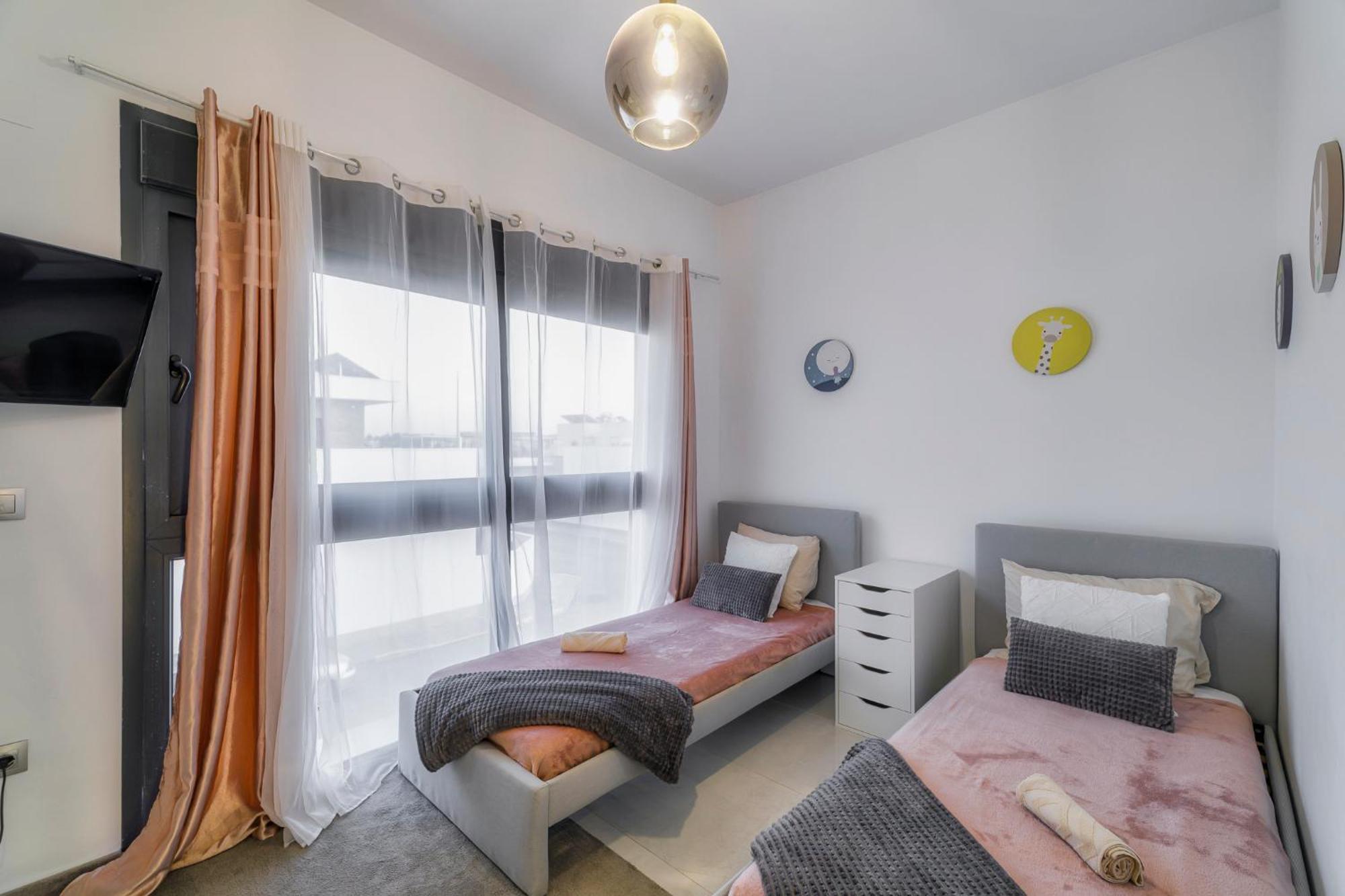 Villa White Diamond - Piscine - Plage 10 Minutes Daya Vieja Luaran gambar